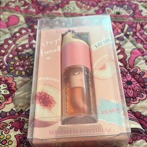 Peach Hydrating Lip Oil - Kevin and CoCo